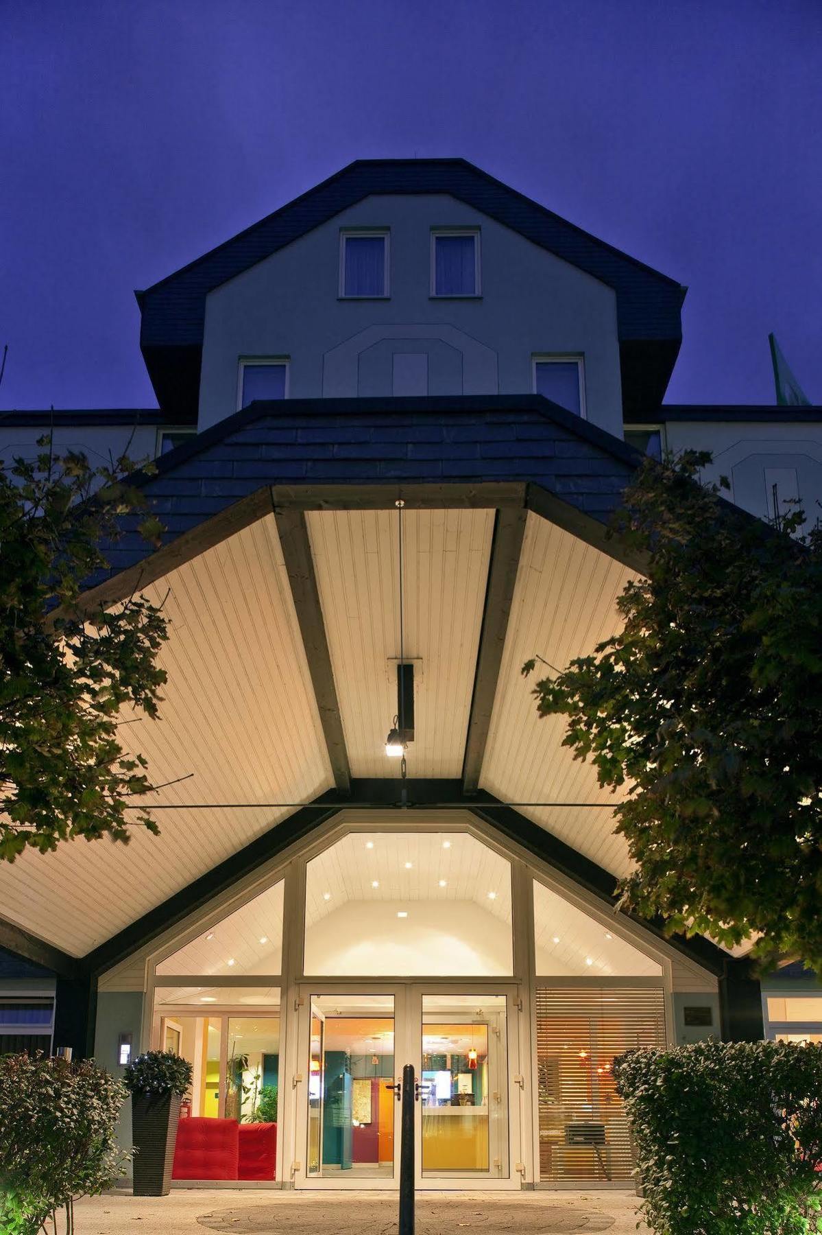 Ibis Styles Duesseldorf-Neuss Hotel Exterior photo